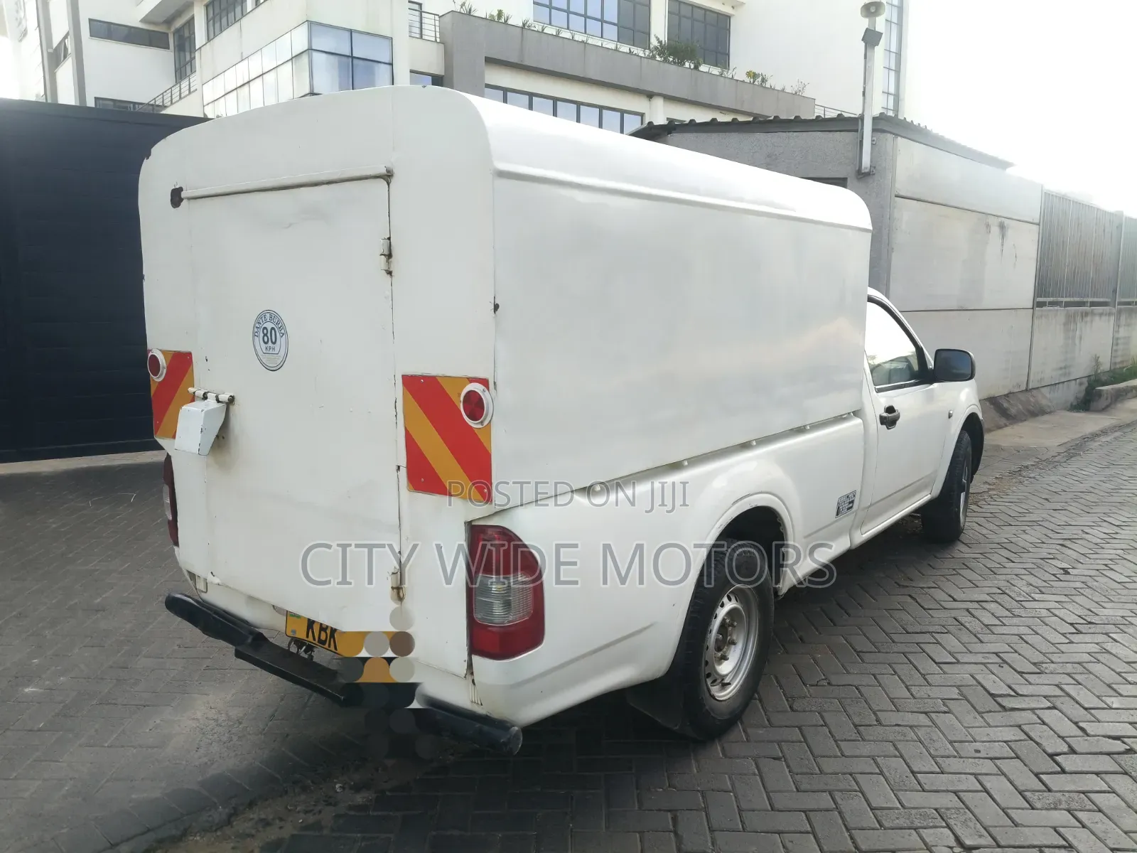 Isuzu D-MAX 2010 White