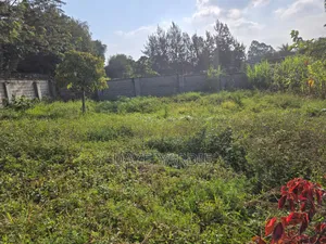 1⁄2 Acre Land for Sale