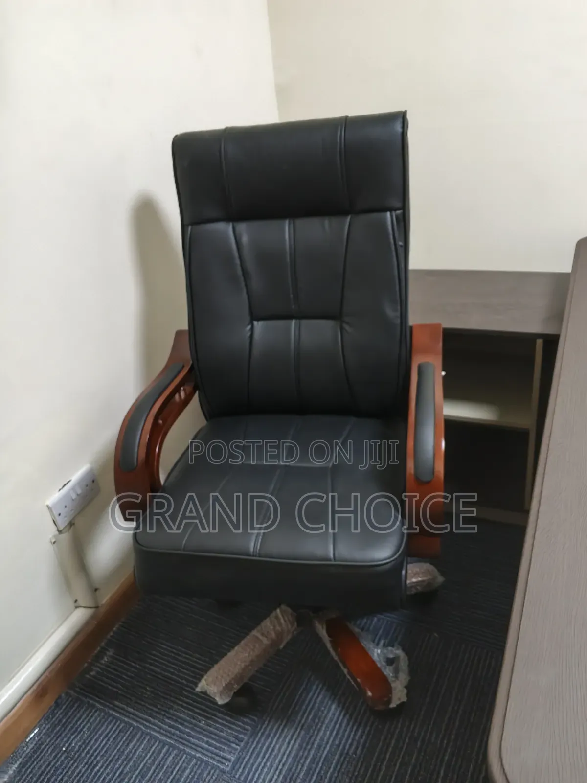 Executive  High Back Leather  Office Chair
