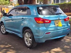 Mitsubishi RVR 2.0 2011 Blue