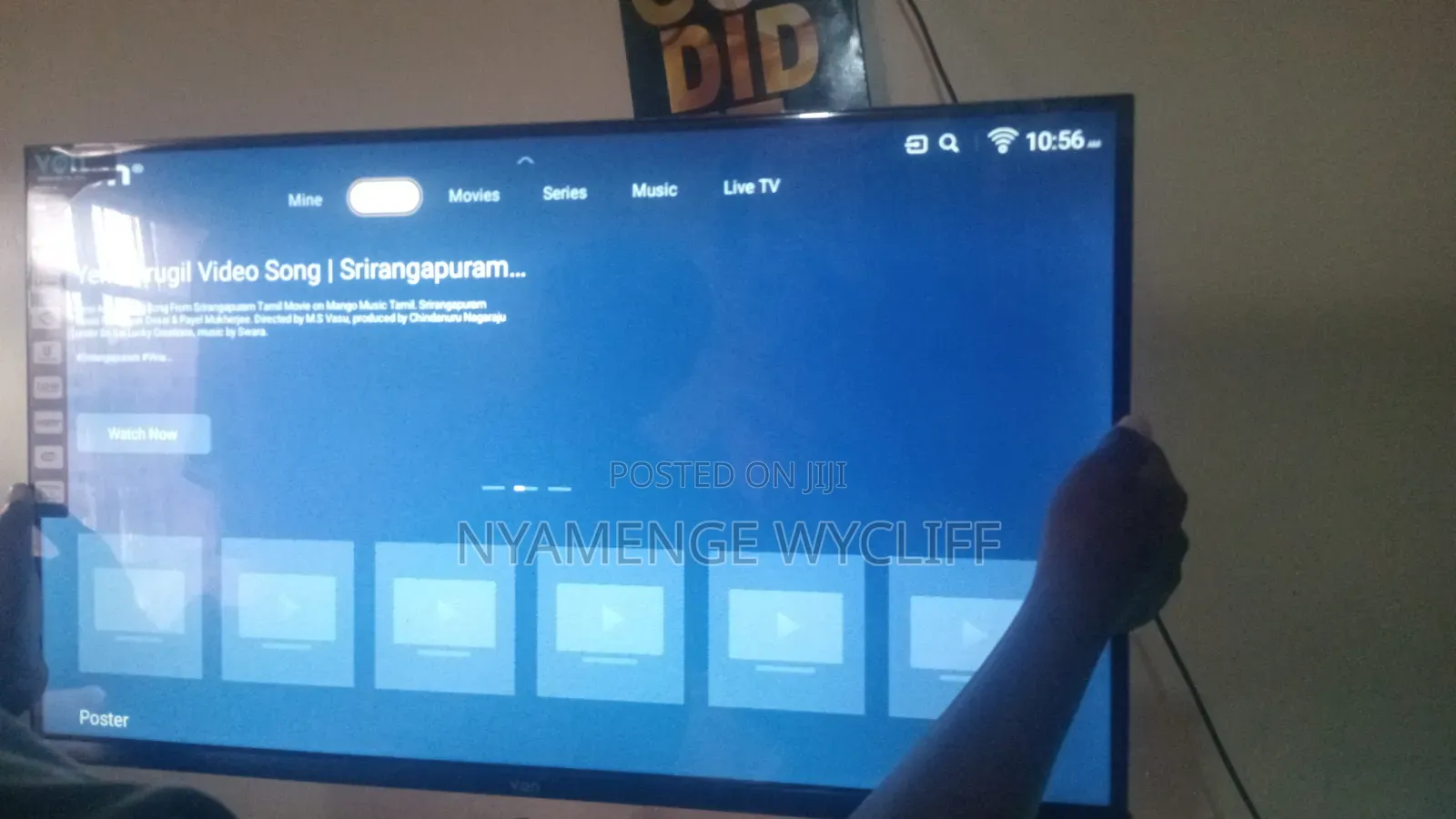 TV Von 32 Inches