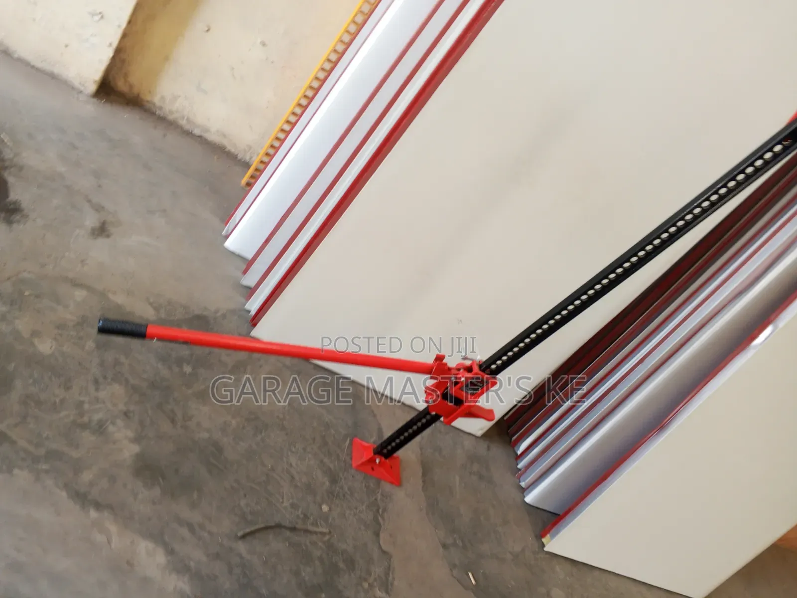 Automotive Solution Rescue Jack