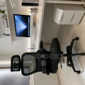 Ergonomic Office Chair With Headrest