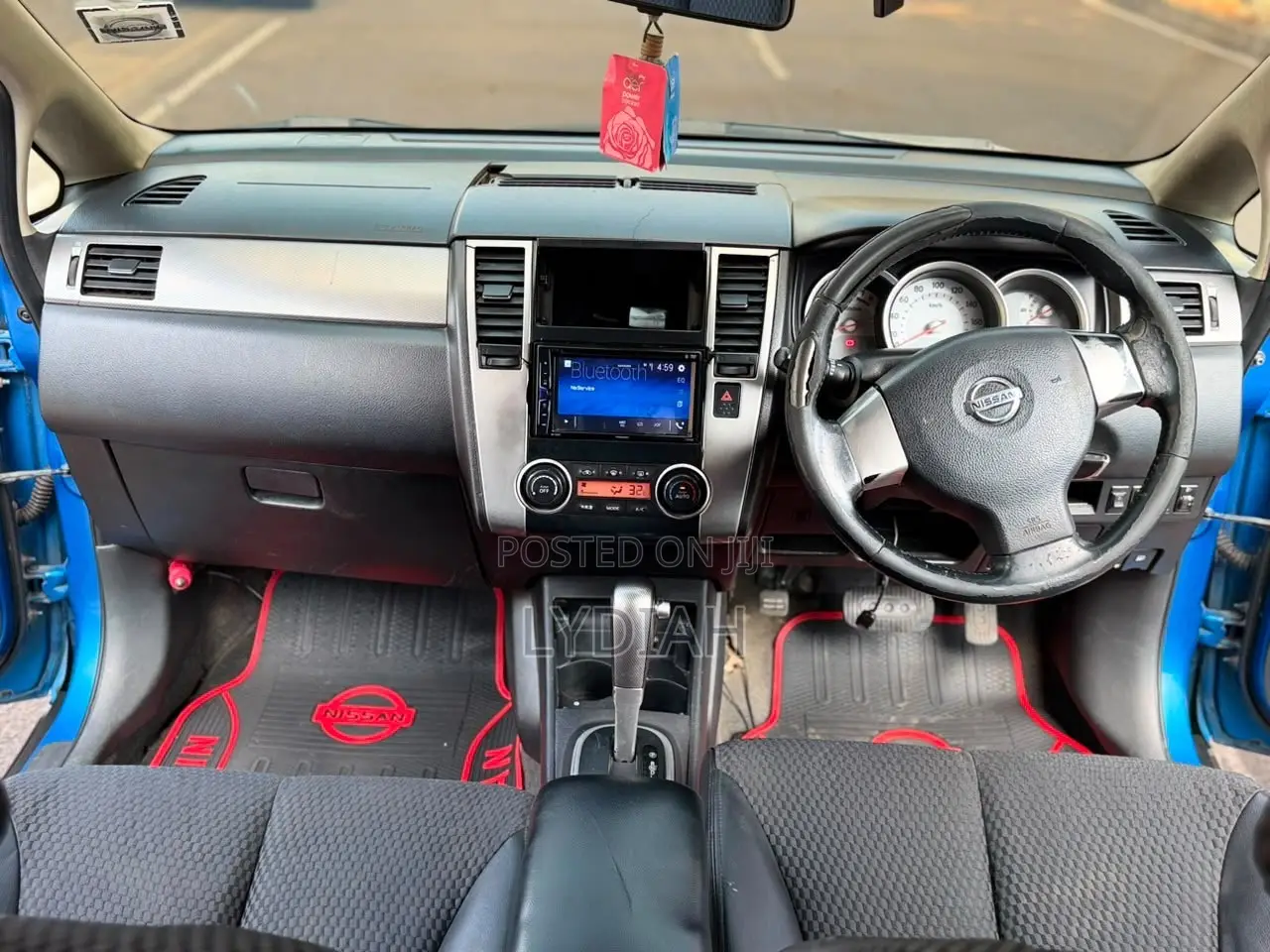 Nissan Tiida 2009 Blue