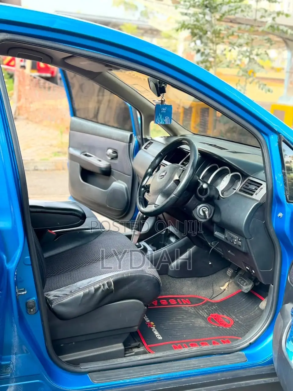 Nissan Tiida 2009 Blue