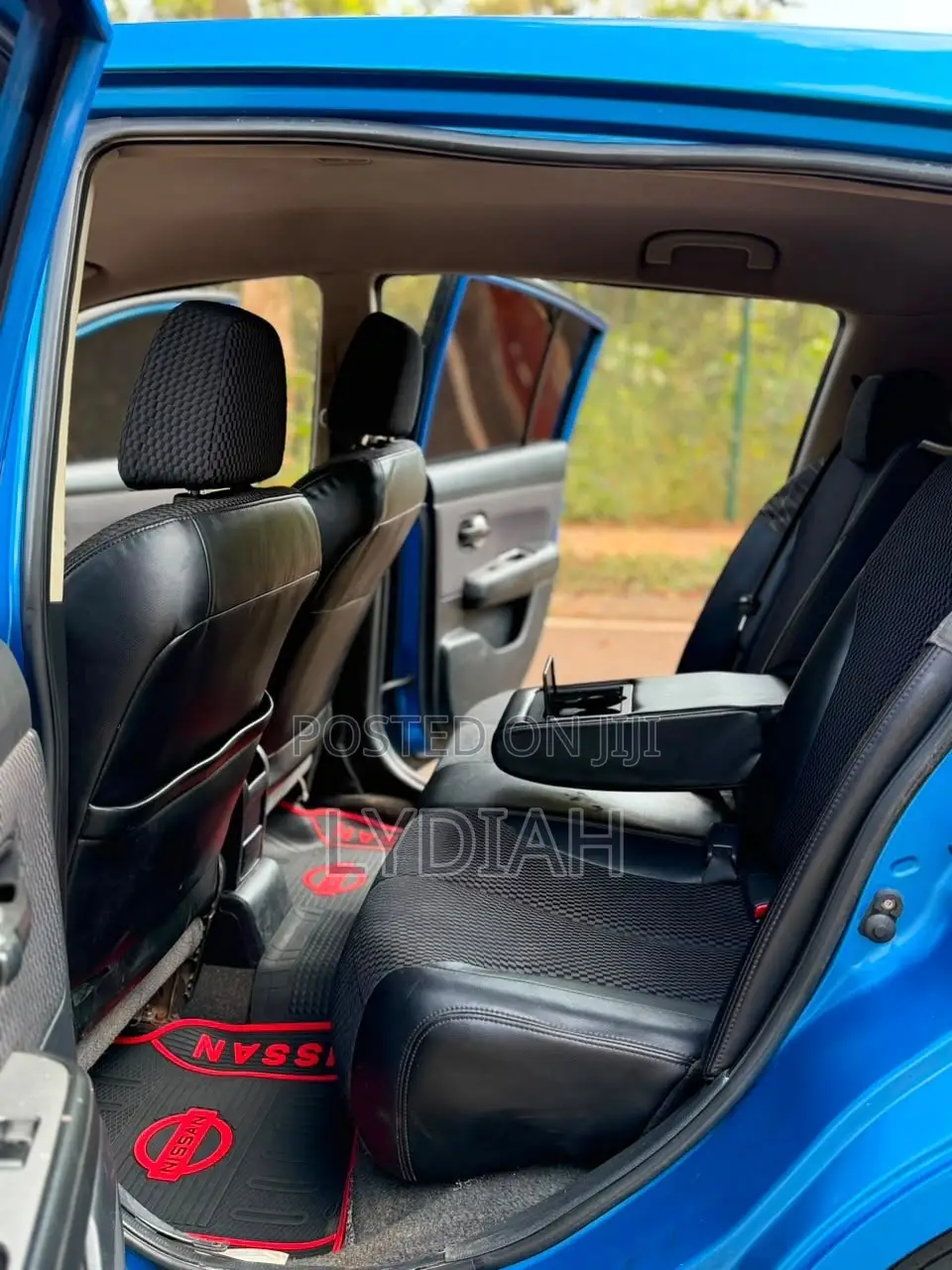 Nissan Tiida 2009 Blue