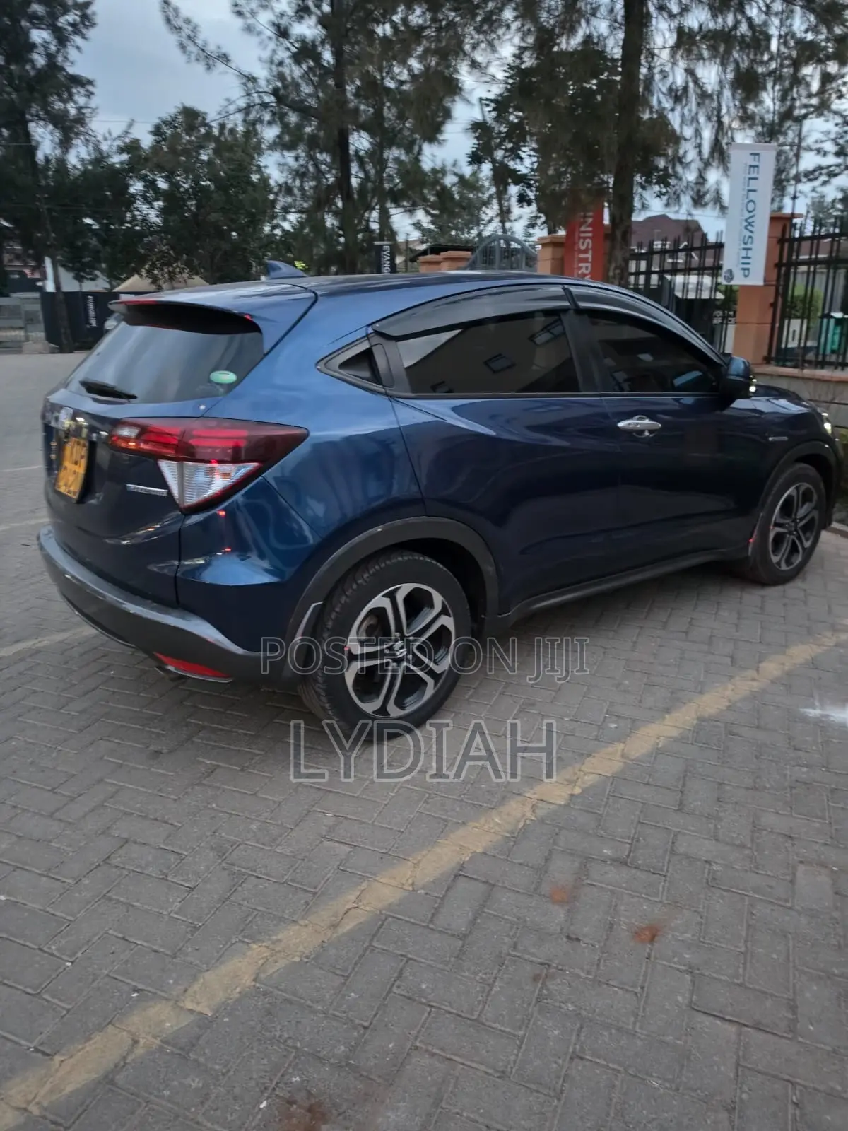 Honda Vezel 2016 Blue
