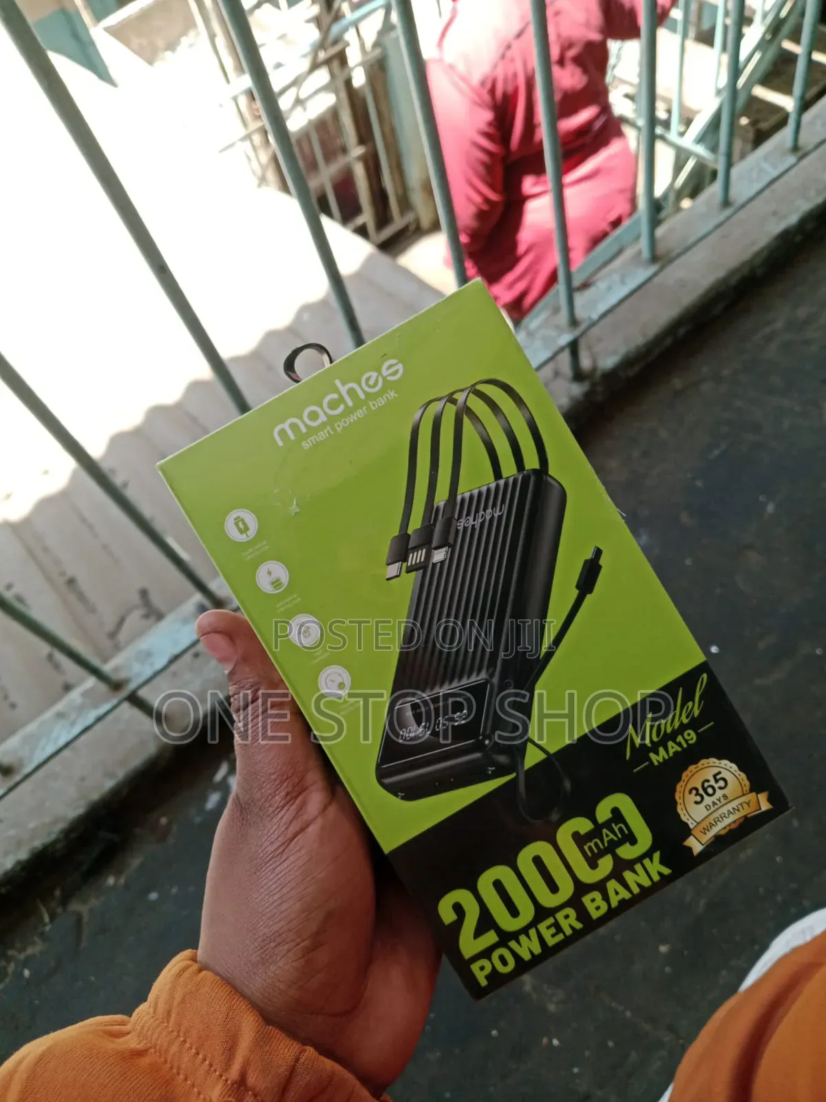 20000mah Smart Phone Powerbank With Inbuilt Charging Cables