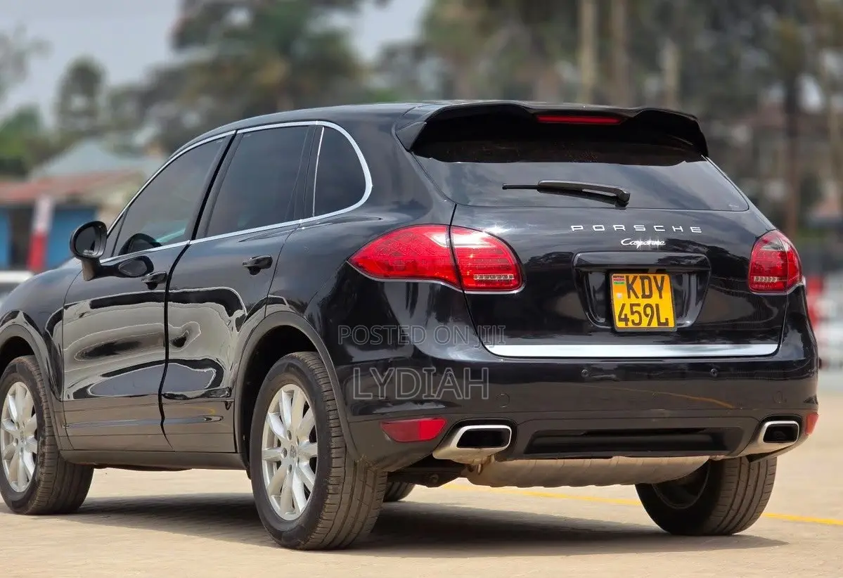 Porsche Cayenne 2014 Black