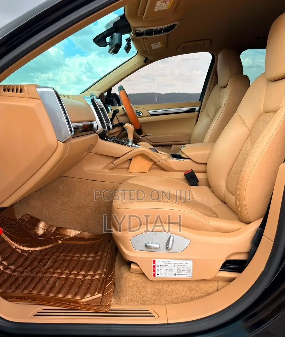 Porsche Cayenne 2014 Black