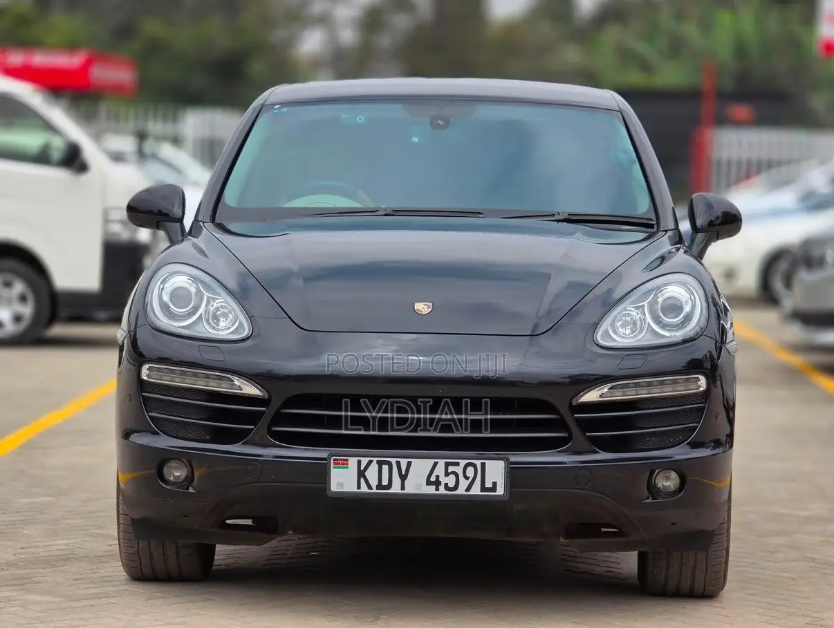 Porsche Cayenne 2014 Black