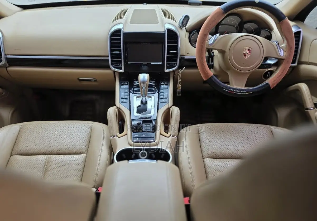 Porsche Cayenne 2014 Black