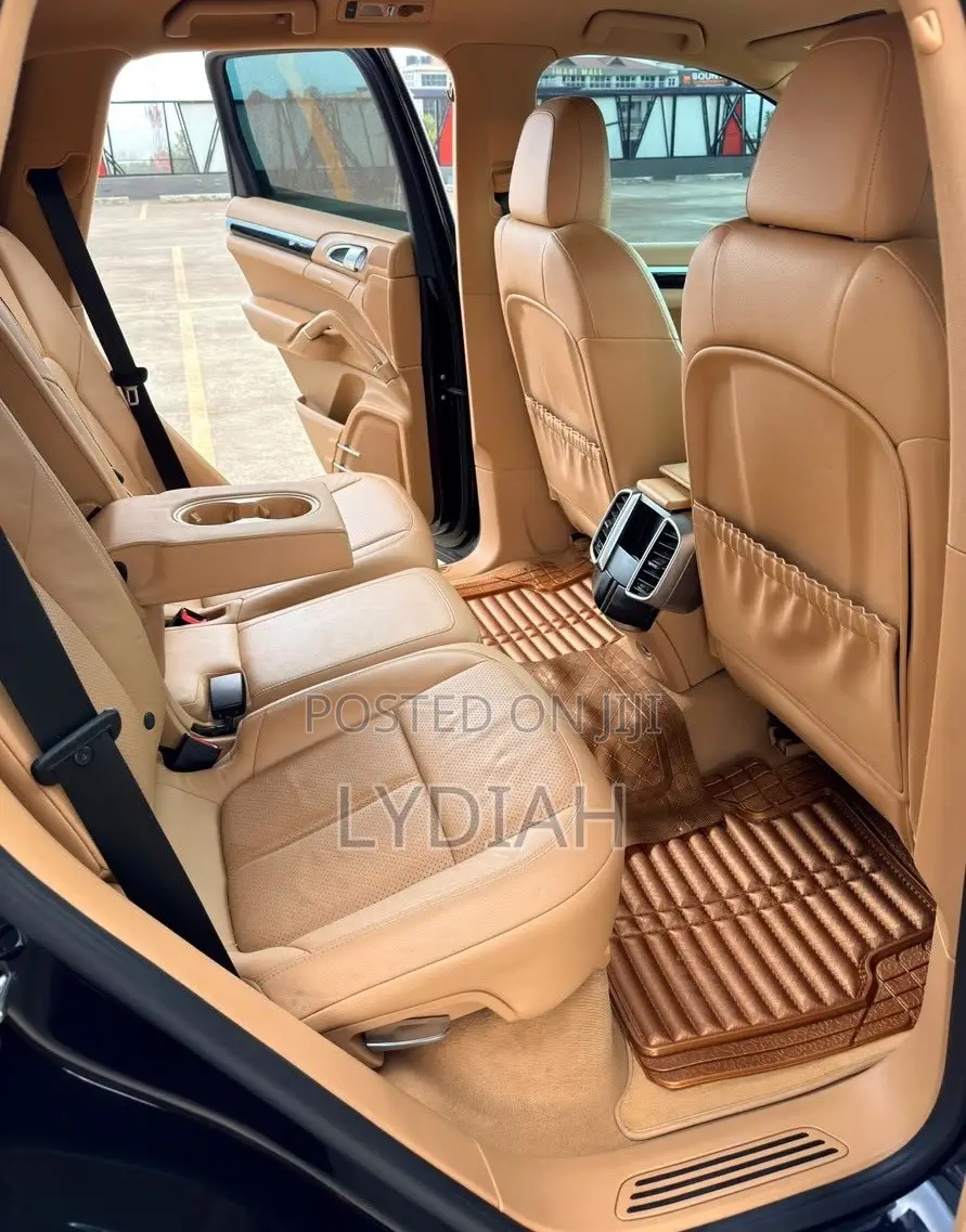 Porsche Cayenne 2014 Black