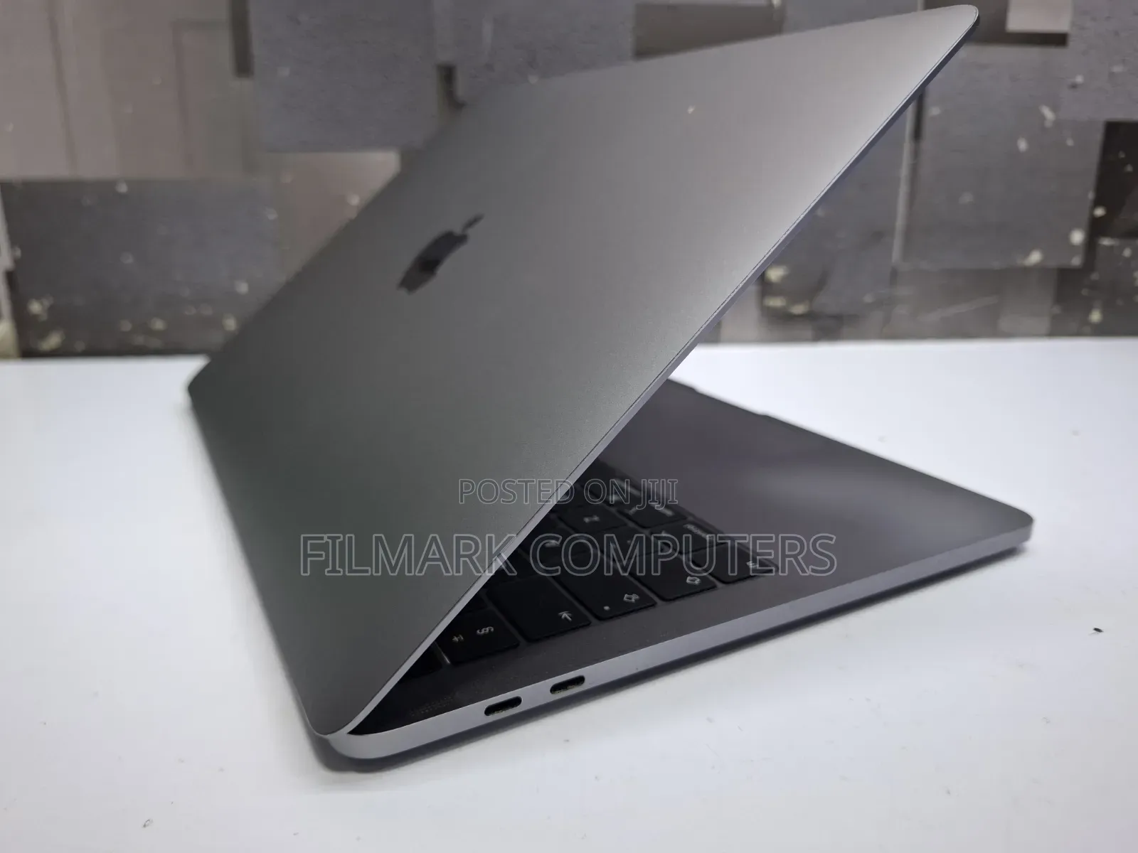 Laptop Apple MacBook Pro 2019 16GB Intel Core i7 SSD 512GB