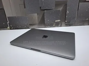 Laptop Apple MacBook Pro 2019 16GB Intel Core i7 SSD 512GB