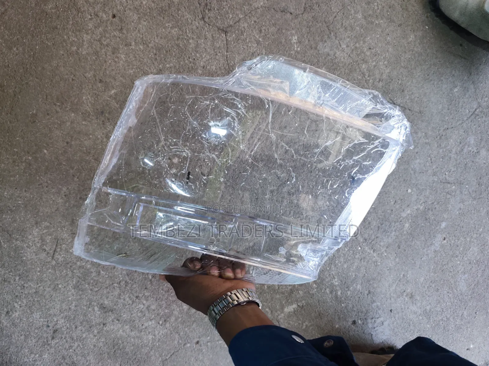 Toyota Noah/Voxy Headlight Lens