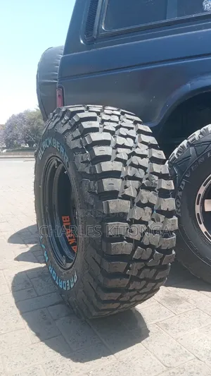 285/75r16 Black Bear Raptor 🐻