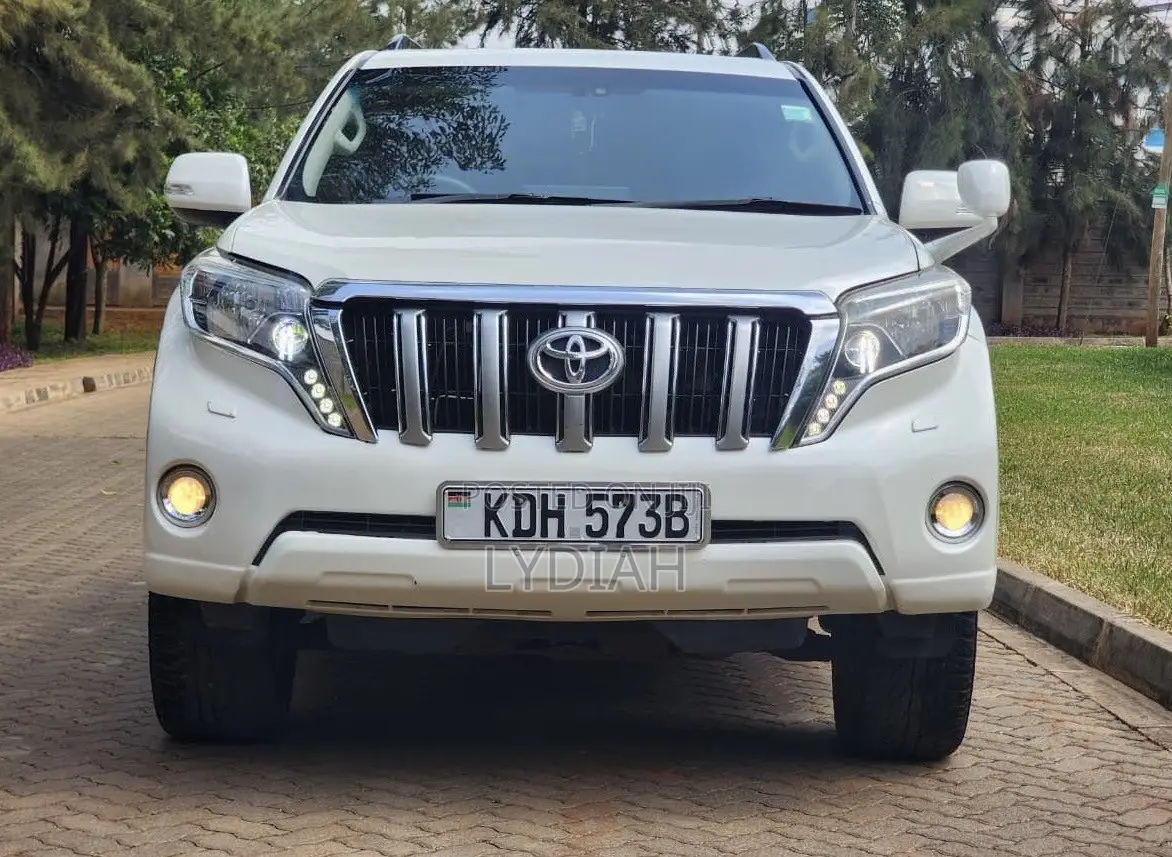 Toyota Land Cruiser Prado 2014 White