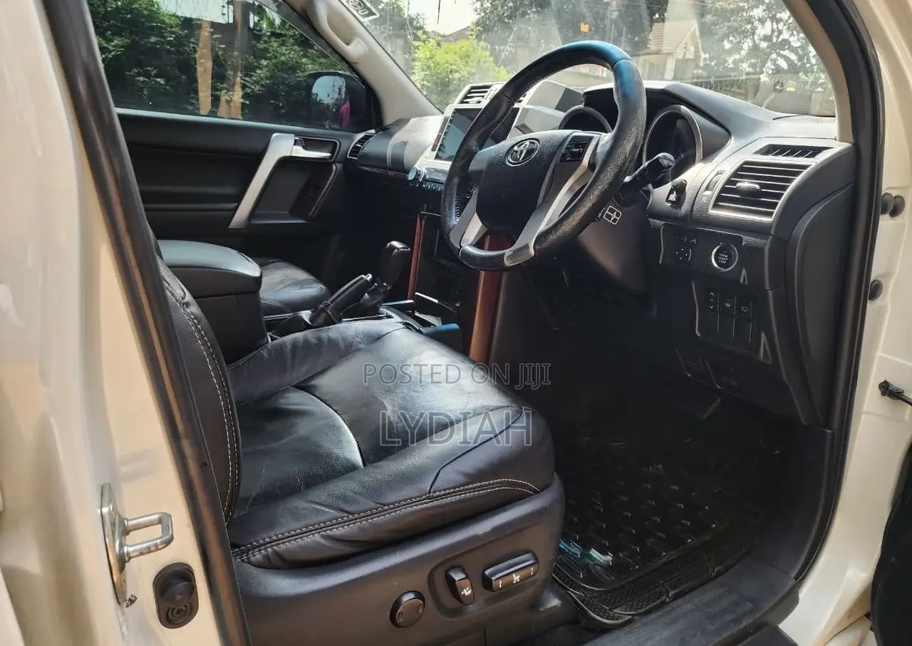 Toyota Land Cruiser Prado 2014 White
