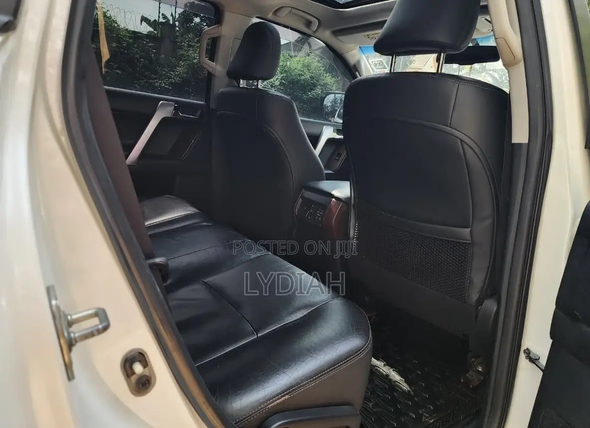 Toyota Land Cruiser Prado 2014 White