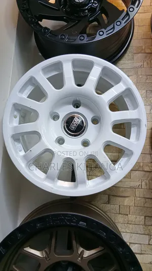 Rim Size 17"  Land Cruiser