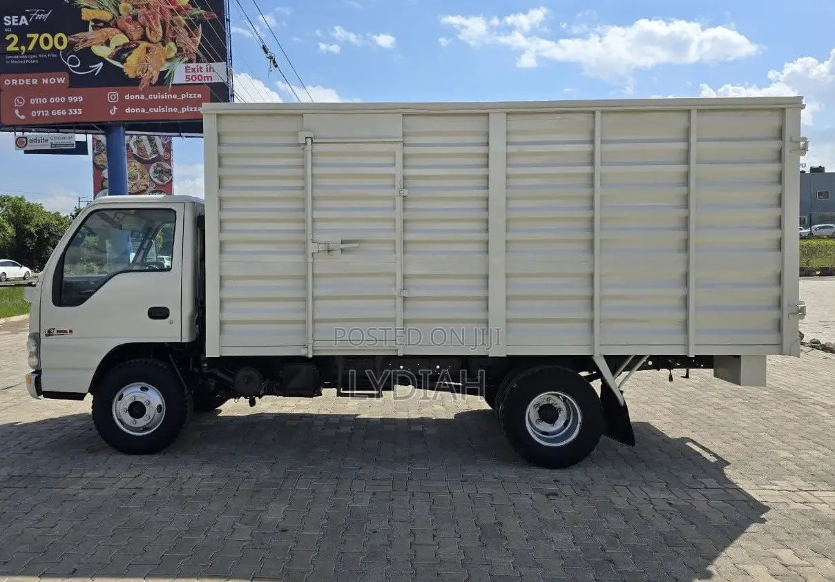 Isuzu NKR Local 2018 White