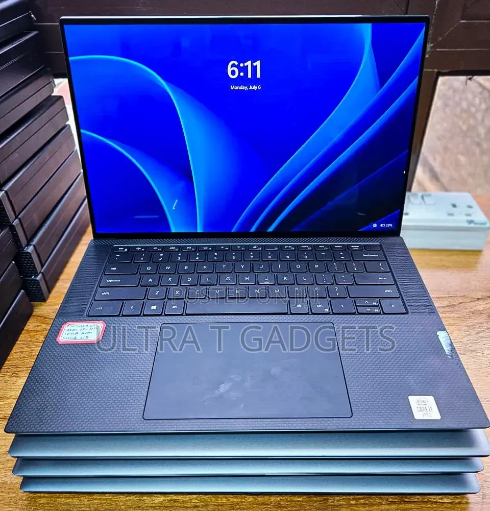 Laptop Dell Precision 5550 32GB Intel Core i7 SSD 512GB