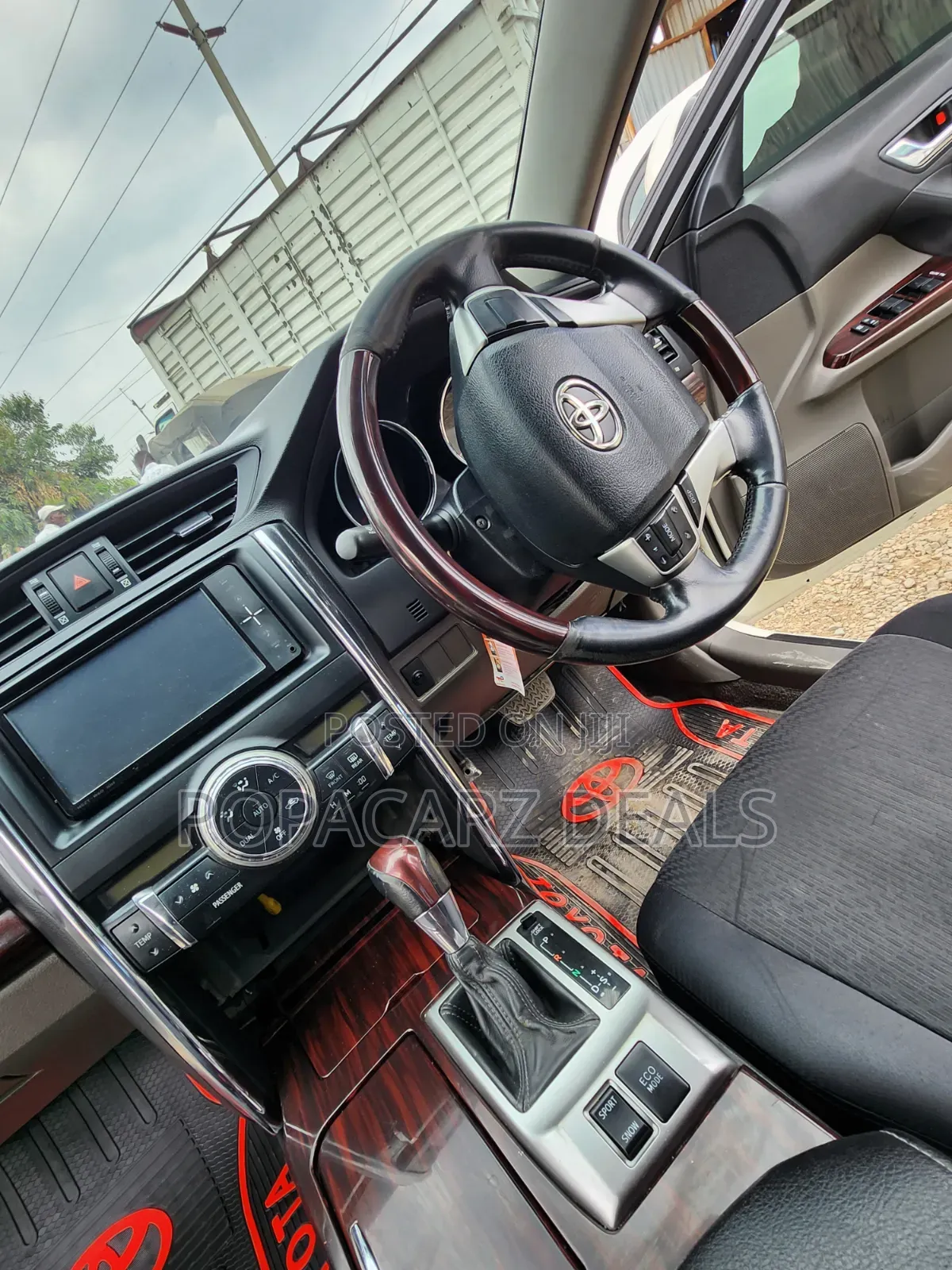 Toyota Mark X 2.5 AWD 2012 White