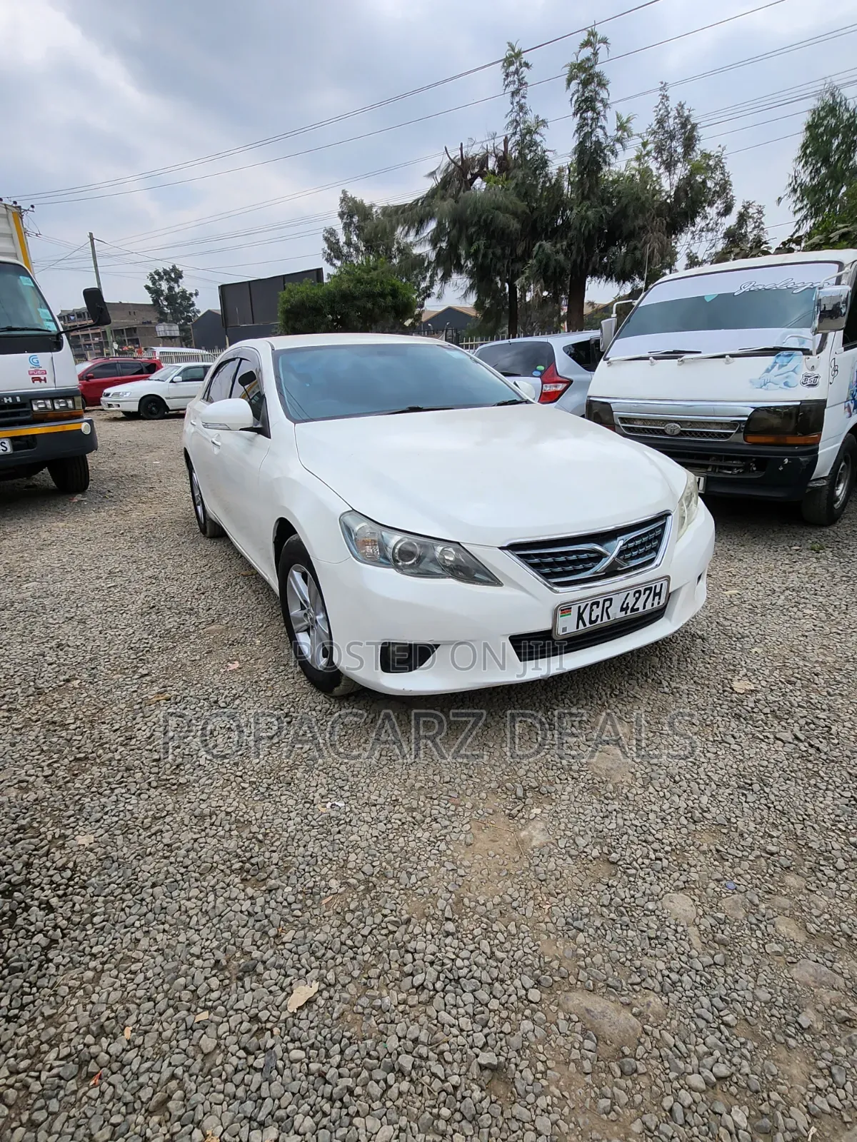 Toyota Mark X 2.5 AWD 2012 White
