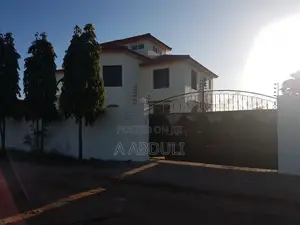 5bdrm House in Shanzu for rent