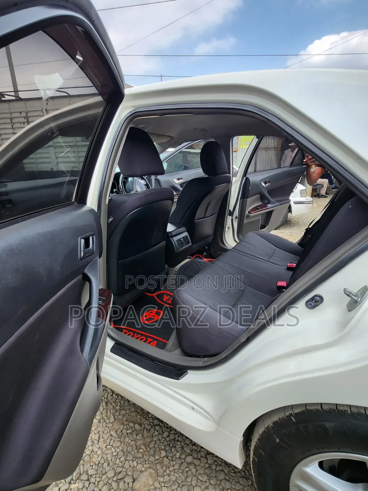 Toyota Mark X 2.5 AWD 2012 White