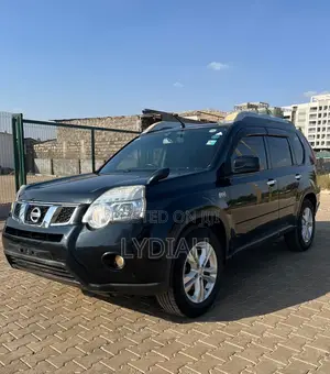 Nissan X-Trail 2010 Black