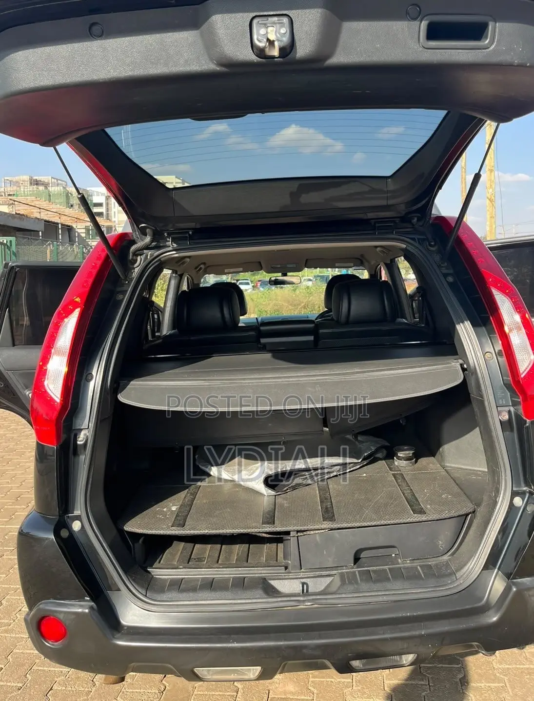 Nissan X-Trail 2010 Black