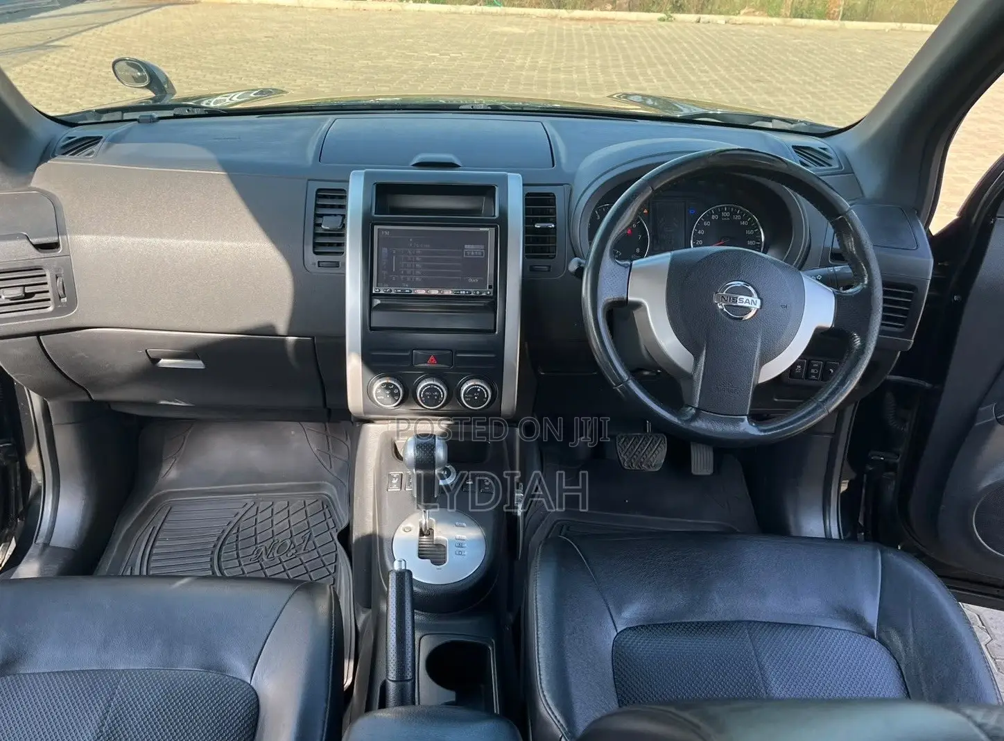 Nissan X-Trail 2010 Black