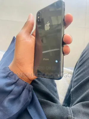 Apple iPhone XS 64 GB