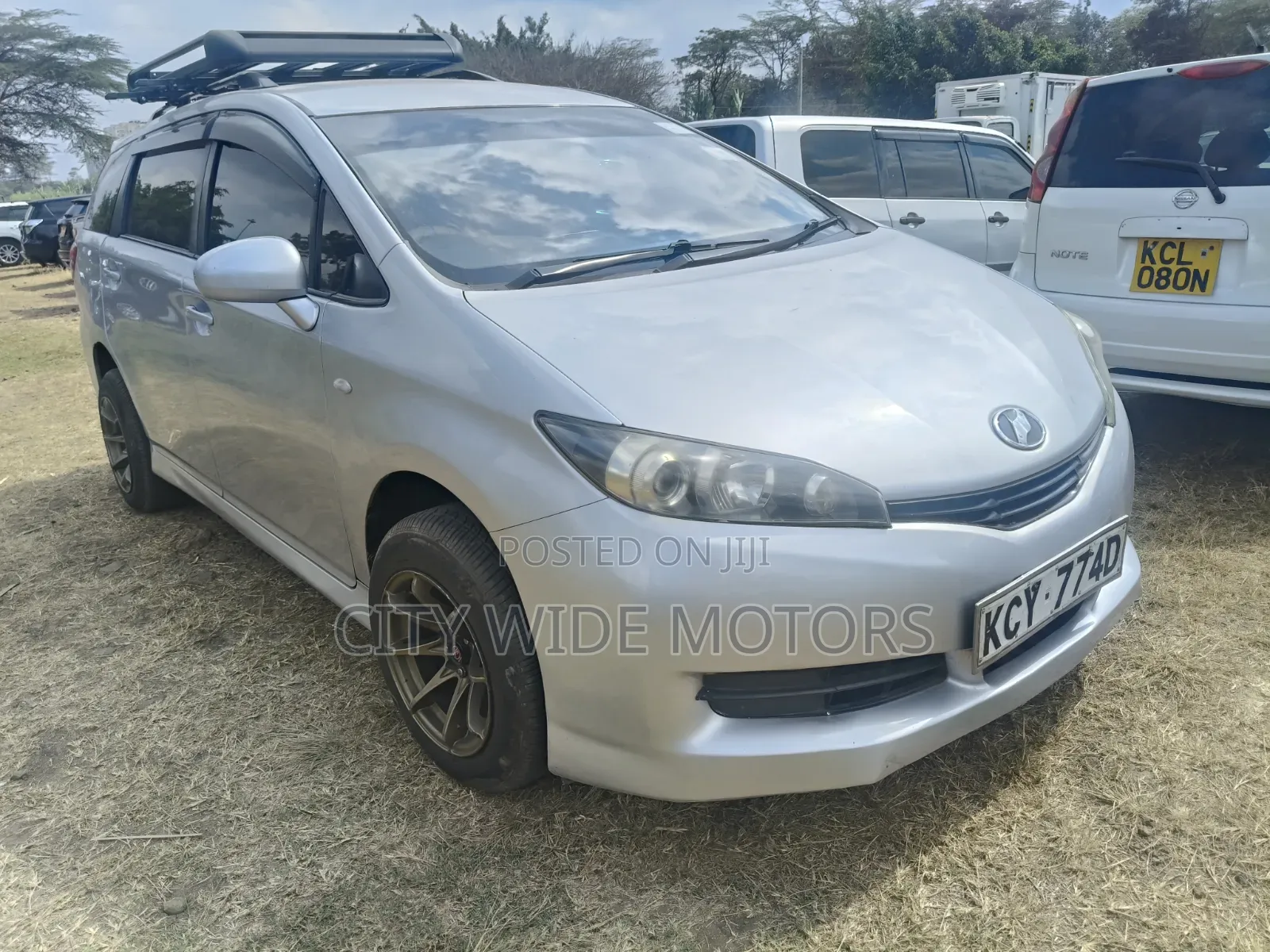 Toyota Wish 2012 Silver