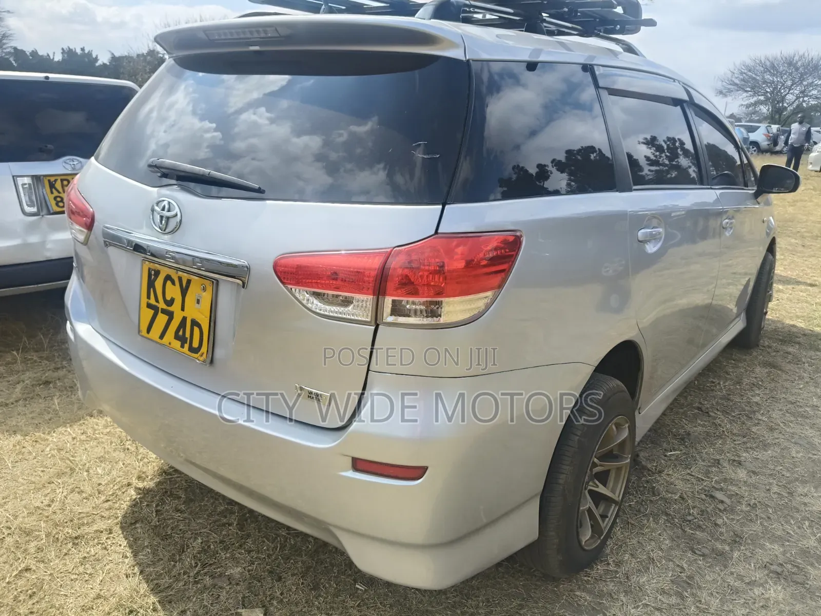 Toyota Wish 2012 Silver