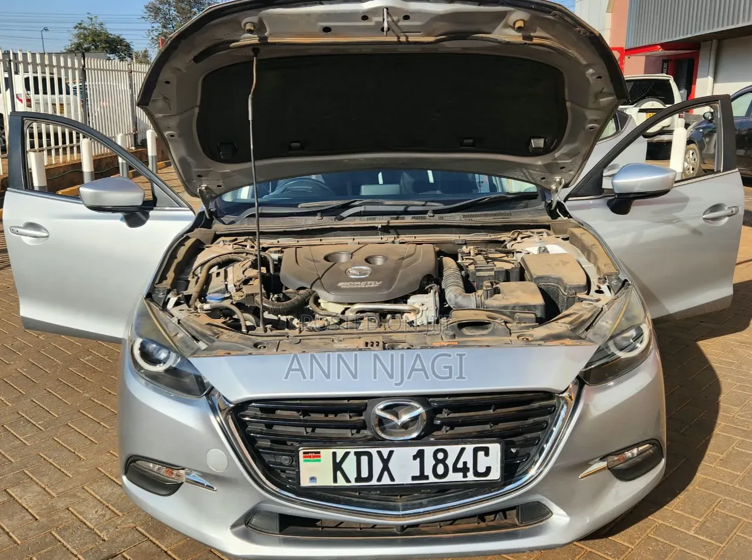 Mazda Axela 2018 Silver