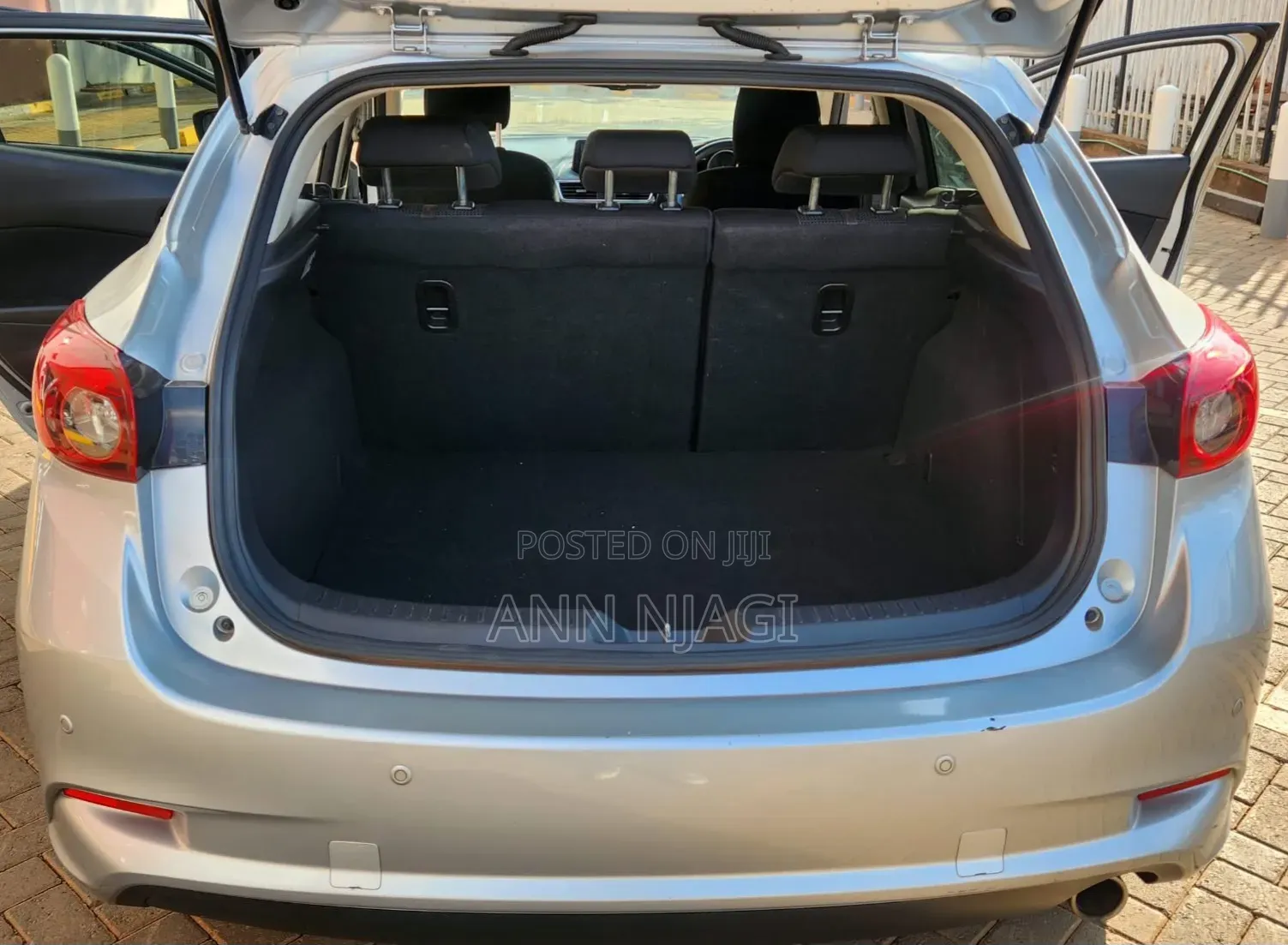 Mazda Axela 2018 Silver