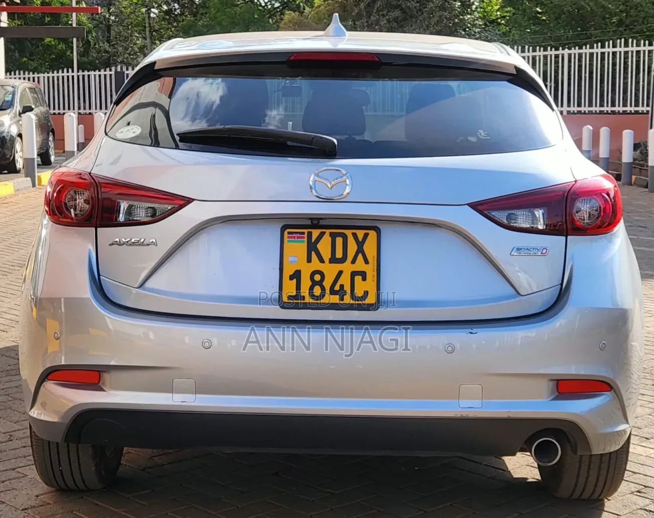 Mazda Axela 2018 Silver