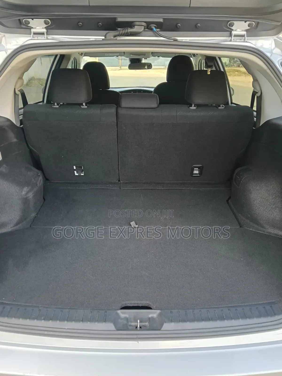 Toyota Corolla Fielder 2020 Silver