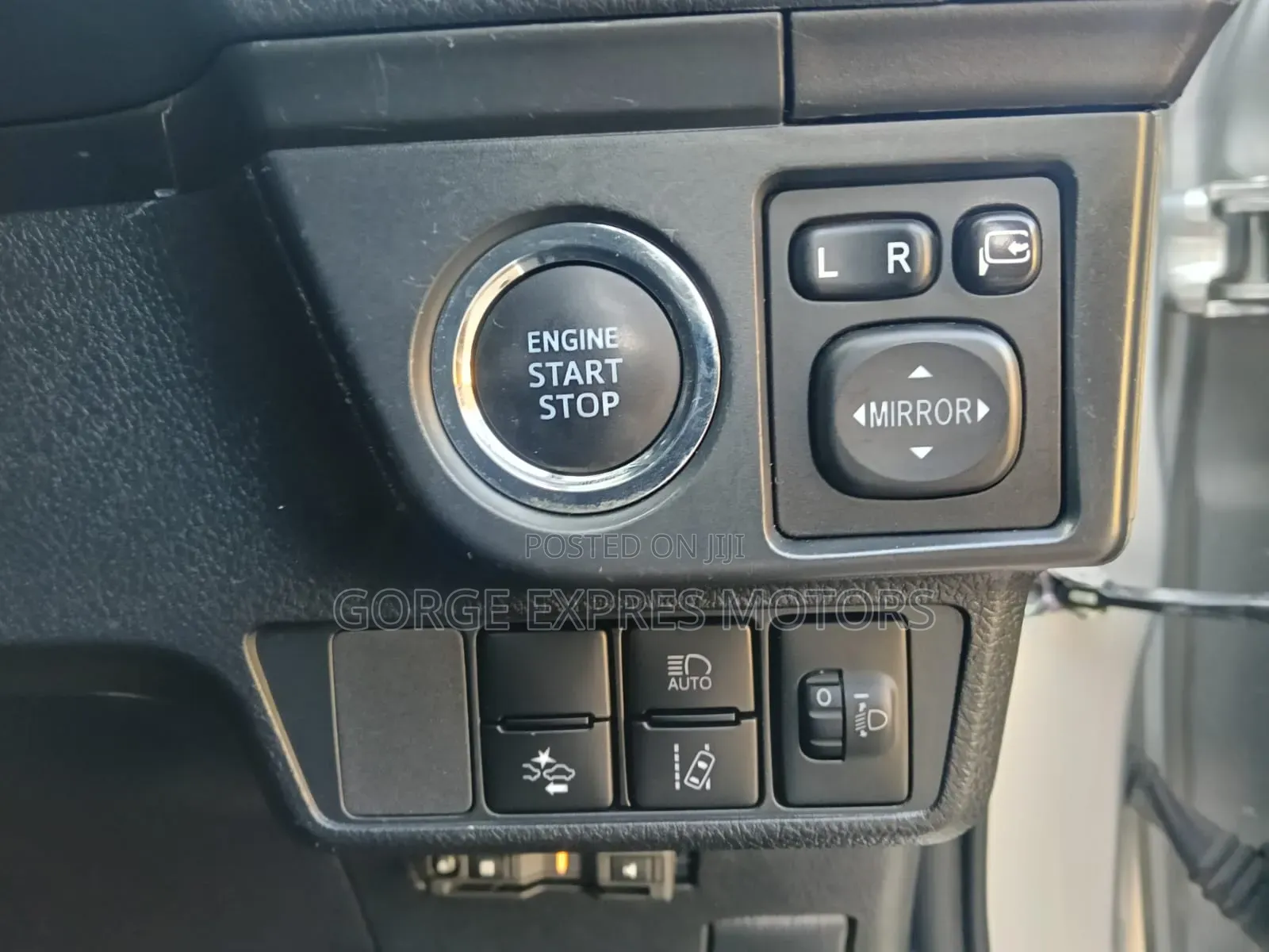 Toyota Corolla Fielder 2020 Silver