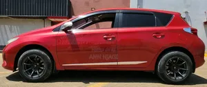 Toyota Auris 2013 Red