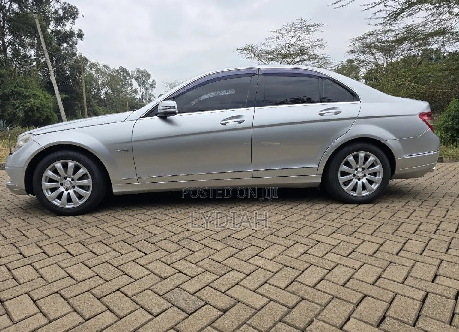 Mercedes-Benz C200 2012 Silver