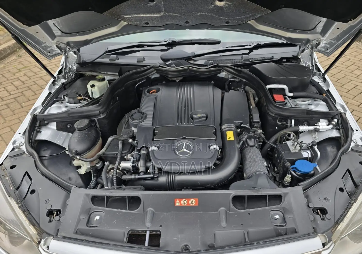 Mercedes-Benz C200 2012 Silver