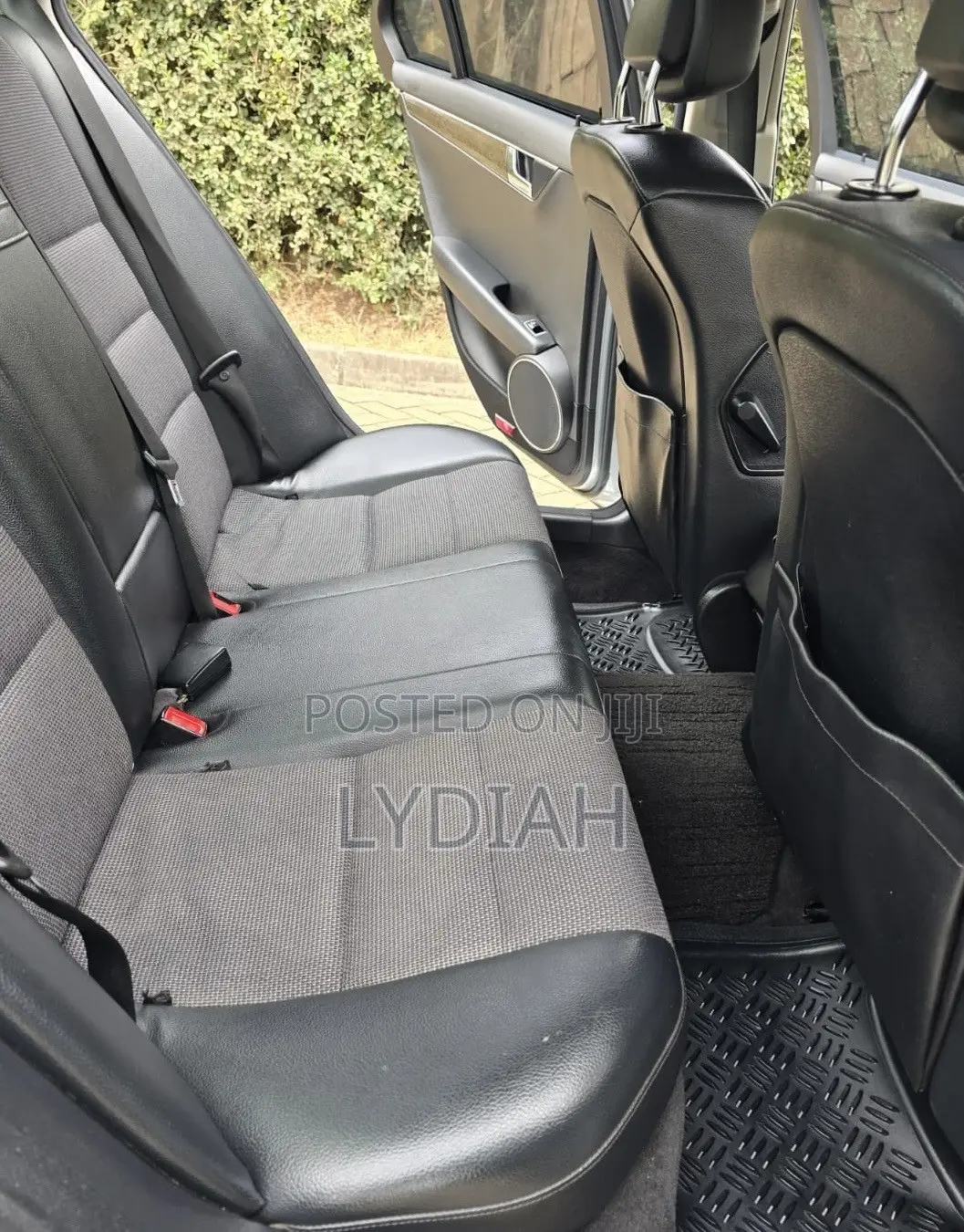 Mercedes-Benz C200 2012 Silver