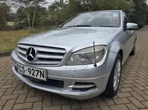 Mercedes-Benz C200 2012 Silver