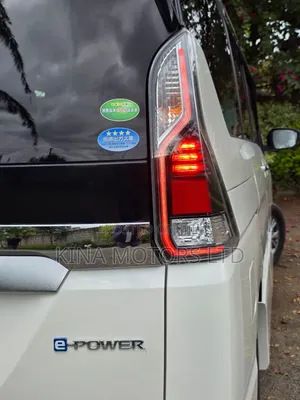 Nissan Serena 2019 Pearl