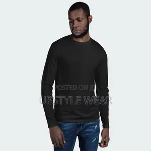 Black Long-Sleeved Tshirt