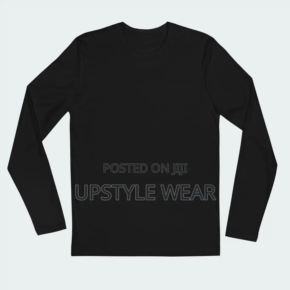 Black Long-Sleeved Tshirt